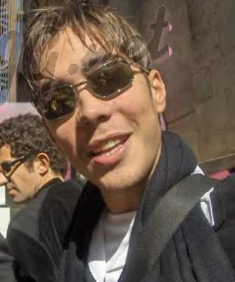 Gregory et ses lunettes noires en octobre 2006